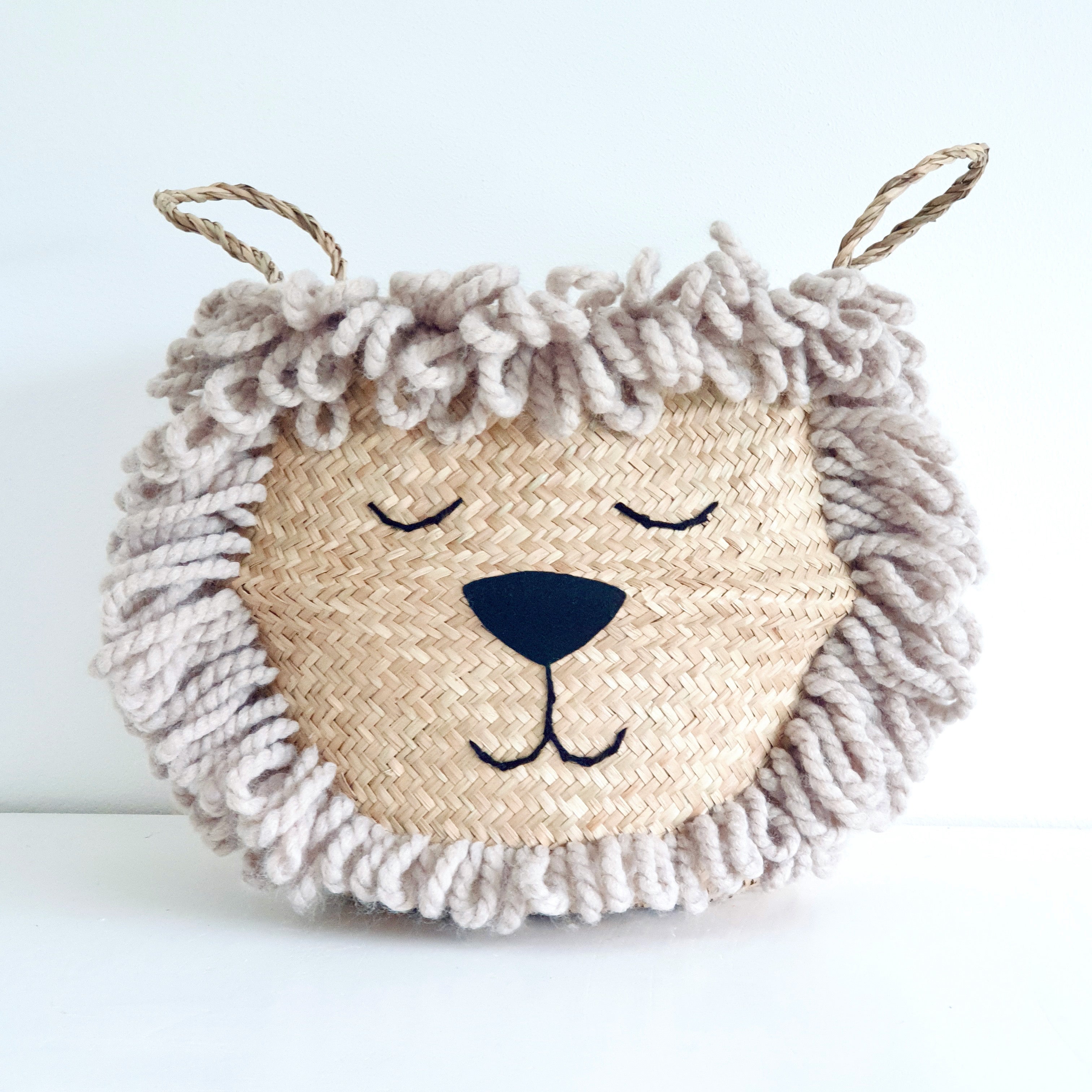 Natural Lion Basket - Large - Bellybambino