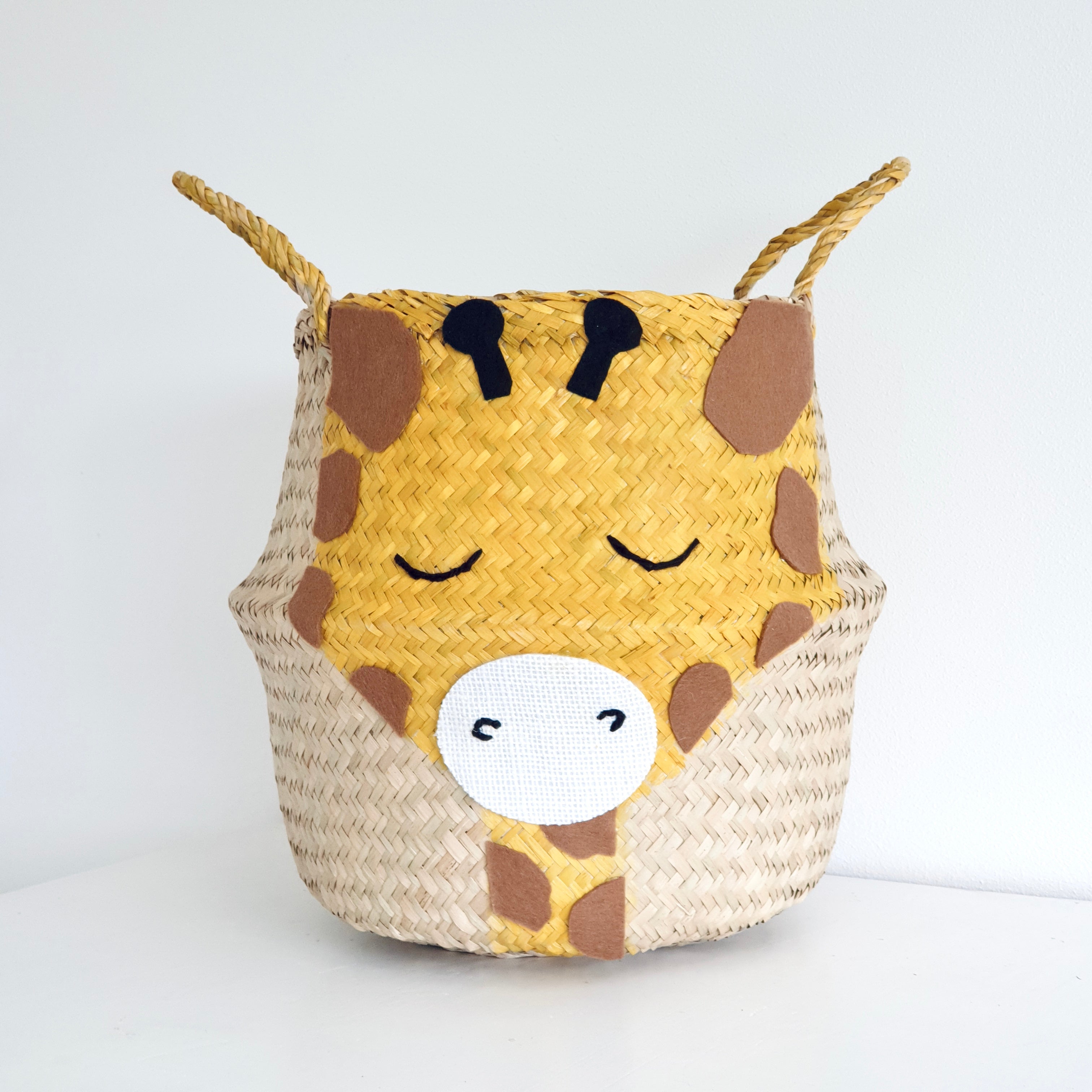 Giraffe Basket - Large - Bellybambino