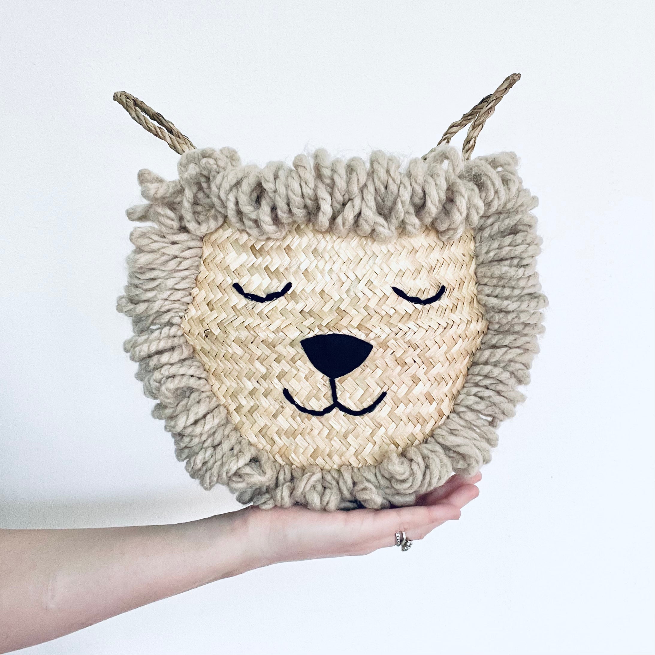 Natural Lion Basket - Small - Bellybambino